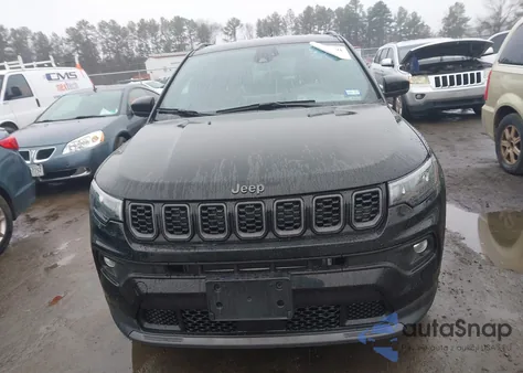 2025 Jeep Compass Latitude 4X4 from USA, damaged, VIN 3C4NJDBN0ST605953